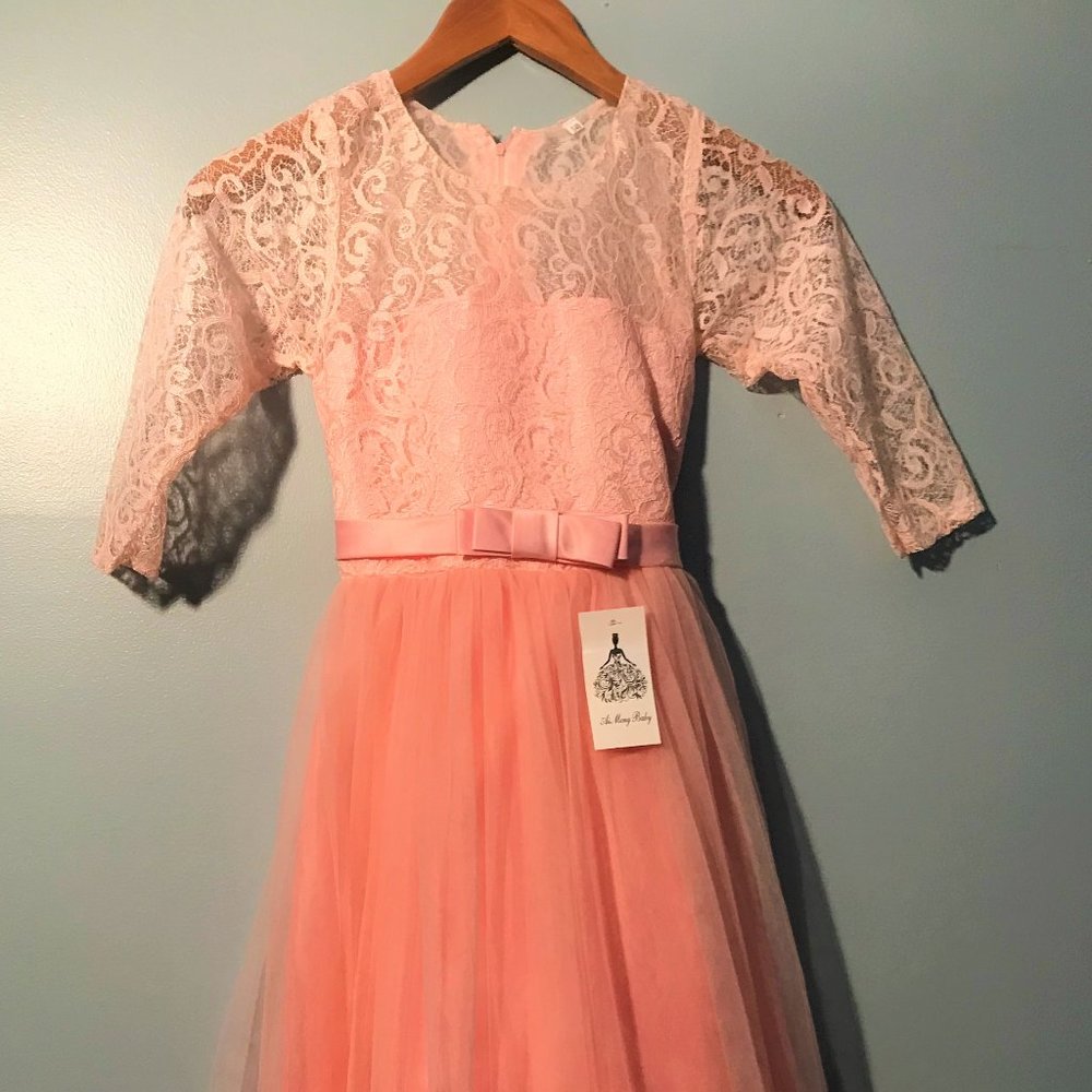 GIRL'S GOWN SALMON  LACE TUTU